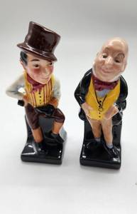 lot 187 image: Collection of Royal Doulton Porcelain Figures.