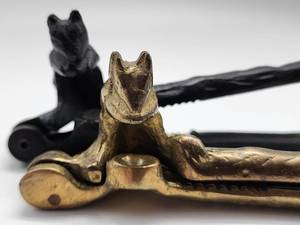 lot 199 image: Pair of Cast Iron Squirrel Nutcrackers