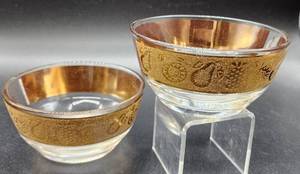 lot 74 image: Mid Century Modern Serving Bowls