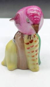 lot 232 image: Hand Painted Herend Purple Finch Figurine