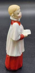 lot 251 image: Vintage Royal Doulton Choir Boy Porcelain Figure  #HN 2141