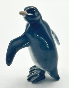 lot 95 image: Rosenthal Germany Ceramic Penguin Porcelain Figurine