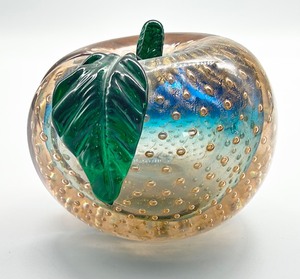 lot 84 image: Vintage Murano Glass Peach Paperweight