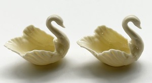 lot 161 image: Set of 2 Mini Lenox To the Bride Swan Figurines