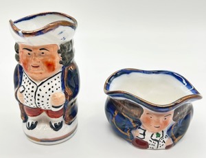 lot 294 image: Set of 2 Allerton Porcelain Colonial Figurines