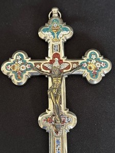 lot 263 image: Stunning Floral Micro Mosaic Crucifix