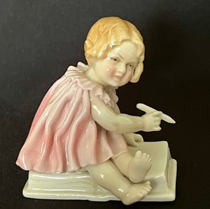 lot 31 image: Antique German Karl Ens Volkstedt Dresden Porcelain Figurine