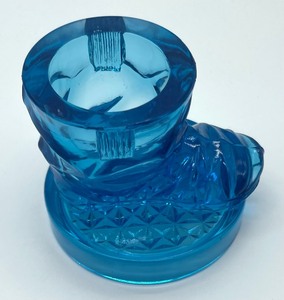 lot 322 image: Vintage Blue Hobo Shoe Toothpick Holder
