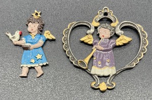 lot 328 image: 7 Kuhn Zinn Painted Pewter Ornaments