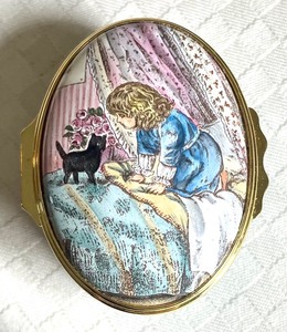 lot 404 image: Three Halcyon Days Enamel Trinket Boxes