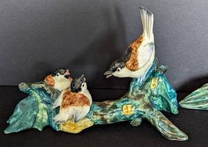 lot 372 image: Pair of Stangle Ceramic Bird Figurines