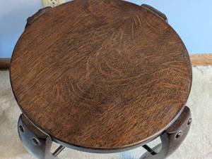 lot 375 image: Vintage Carved Round Wood Side Table