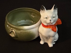 lot 66 image: Antique Porcelain Cat Figurine Pin Holder