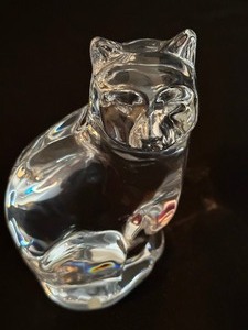 lot 135 image: Vintage Orrefors Sweden Crystal Cat Paperweight Figurine