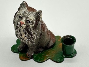 lot 76 image: Antique German Cat Figurine Pen or Pencil Holder