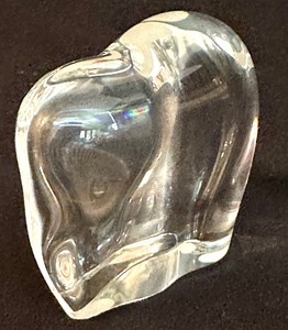 lot 283 image: Baccarat Crystal Elephant Paperweight