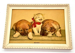 lot 428 image: Vintage Adorable Cat and Dog Figurine Print