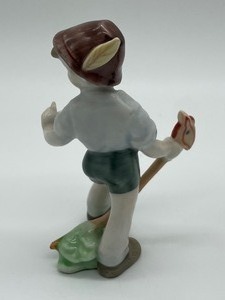 lot 110 image: Two Vintage Herend Hungary Porcelain Hand Painted Boy Figurines