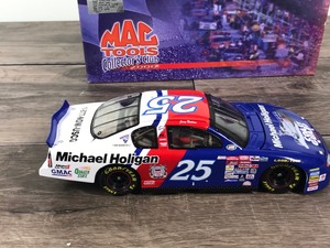 lot 71 image: 2000 Nascar Mac Tools Collectors Club Jerry Nadeau #25 Michael Holigan Armed Forces  Coast Guard 124 scale die cast stock car