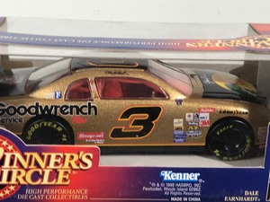 lot 79 image: 1998 Nascar Winners Circle RCR Dale Earnhardt #3  Bass Pro Shop 124 scale die cast stock car