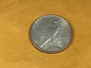 lot 114 image: 1922 Peace Silver Dollar