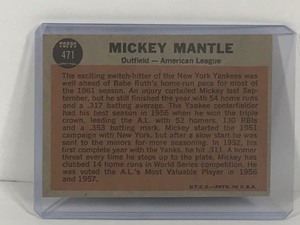 lot 172 image: 1962 Topps Sporting News 471 Mickey Mantle Yankees Baseball Card