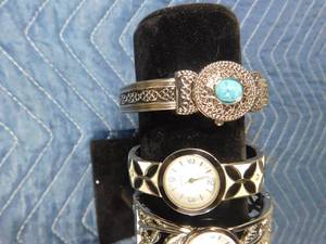 lot 229 image: 4 Bracelet style watches and 1 bracelet
