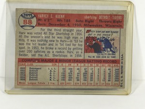 lot 452 image: 1957 Topps Baseball Card Harvey Kuenn #88