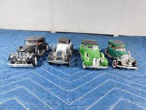 lot 294 image: 4 Metal cars