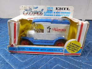 lot 298 image: 1913 Die cast metal replica of Hamms Ford Model T Delivery truck Ertl bank