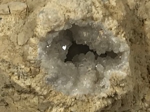 lot 494 image: Lot of 2 rocks