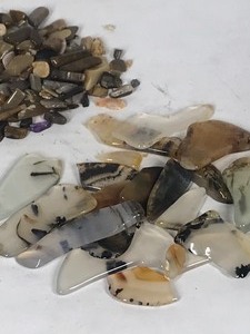 lot 554 image: Lot of polished rocks