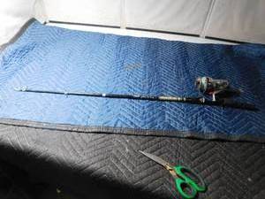 lot 322 image: 6ft fishing rod and reel