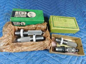 lot 341 image: 2 sets of gun dies
