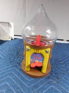 lot 548 image: 1993 hershey kisses dispenser