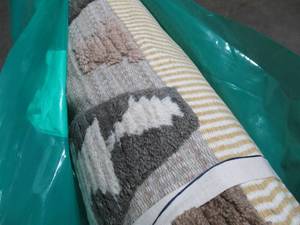 lot 36 image: Opal House 9 x 12 Area Rug