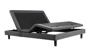 lot 32 image: Beautyrest SmartMotion 2.0 Queen Adjustable Base