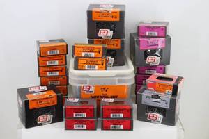 lot 24 image: Large Lot of Drywall & Condtruction Screws