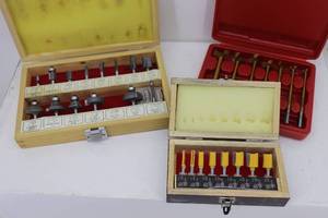 lot 51 image: Router Bits