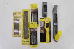 lot 87 image: Rasp & Blades