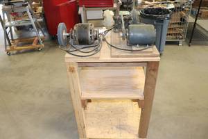 lot 99 image: Buffing & Grinding Wheels on Cart