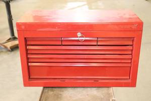 lot 102 image: 26 x 16 Tool Chest
