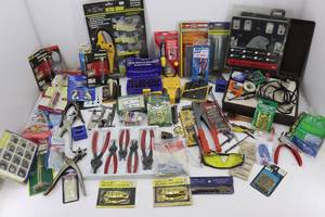 lot 115 image: Large Lot of Shop Tools & Supplies