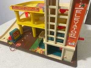 Fisher Price Parking Ramp Service Park Playset