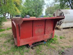 lot 2 image: Dump Truck Box with Lift and Cylinder