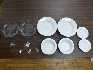 lot 34 image: Plates and Bowls