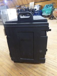 lot 68 image: Carlisle Insulated Food Pan CarrierTransport