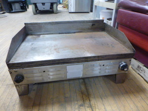 lot 77 image: Robertson Gas Griddle
