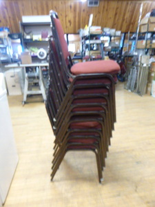 lot 80 image: 10 Stackable Chairs