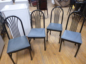 lot 83 image: 4 Chairs